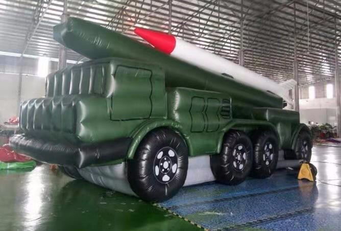 津南迷彩导弹车